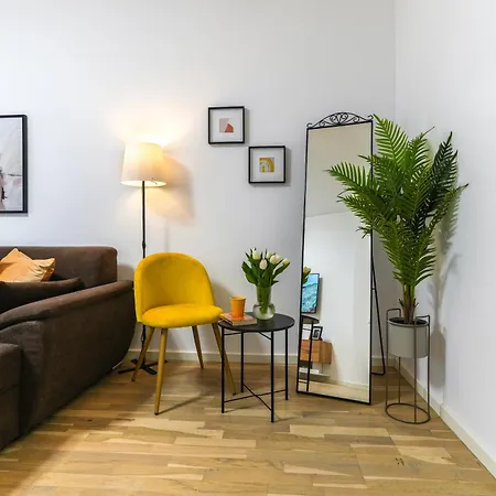 Amalia - Quiet 1Br Apartment With Parking & Wi-Fi Bucarest Esterno foto