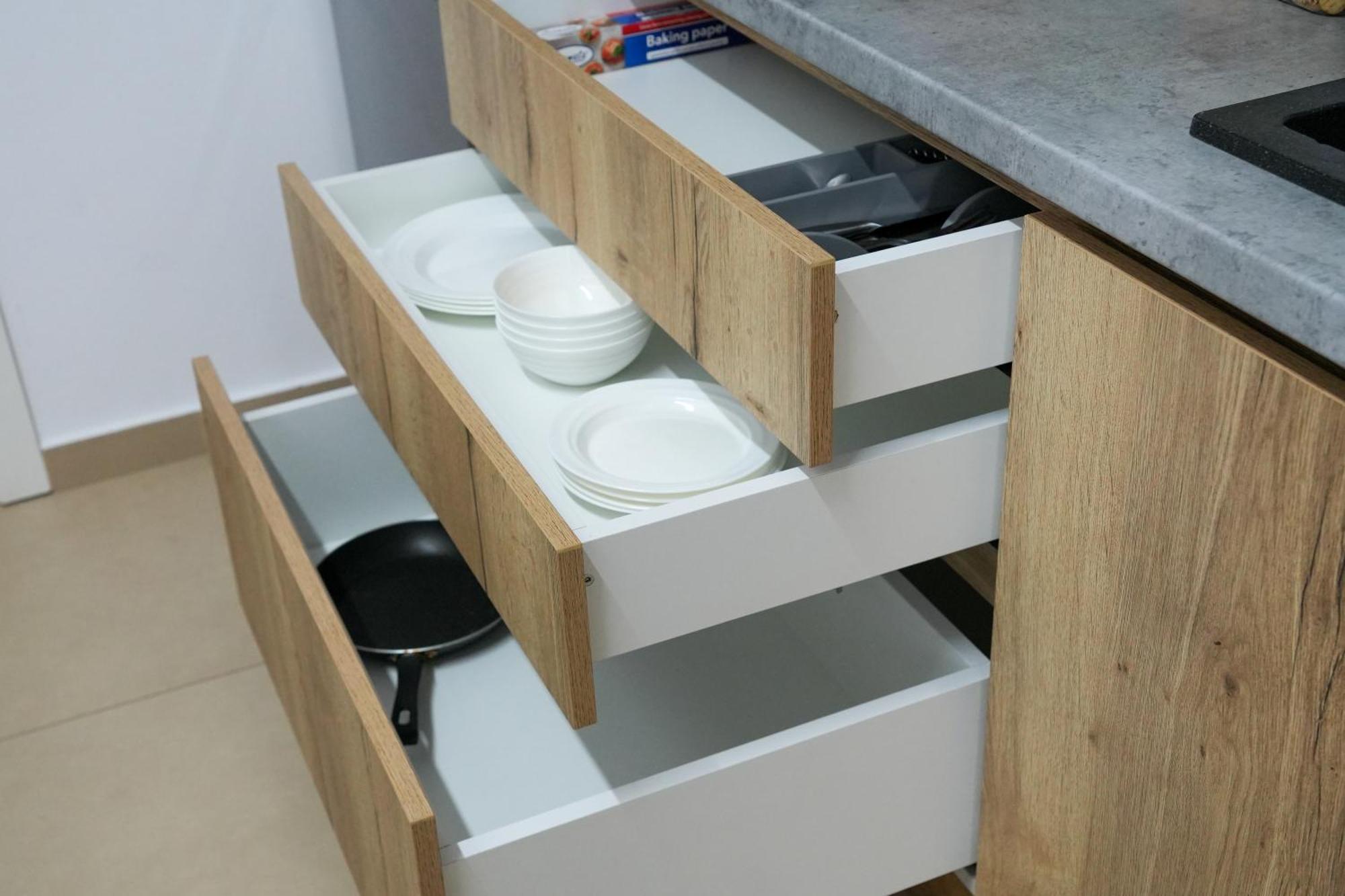 Amalia - Quiet 1br With Parking & Wi-fi